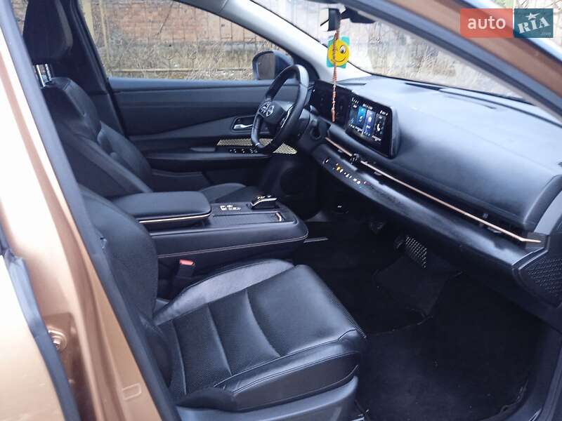 Позашляховик / Кросовер Nissan Ariya 2022 в Чернівцях