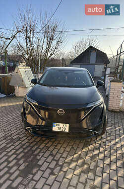 Внедорожник / Кроссовер Nissan Ariya 2022 в Остроге