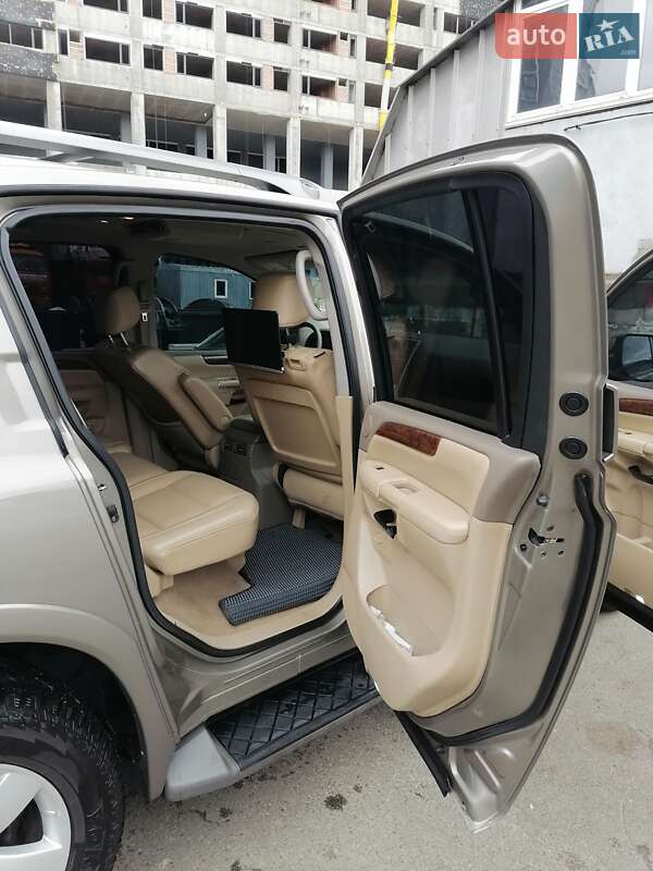 Позашляховик / Кросовер Nissan Armada 2007 в Києві