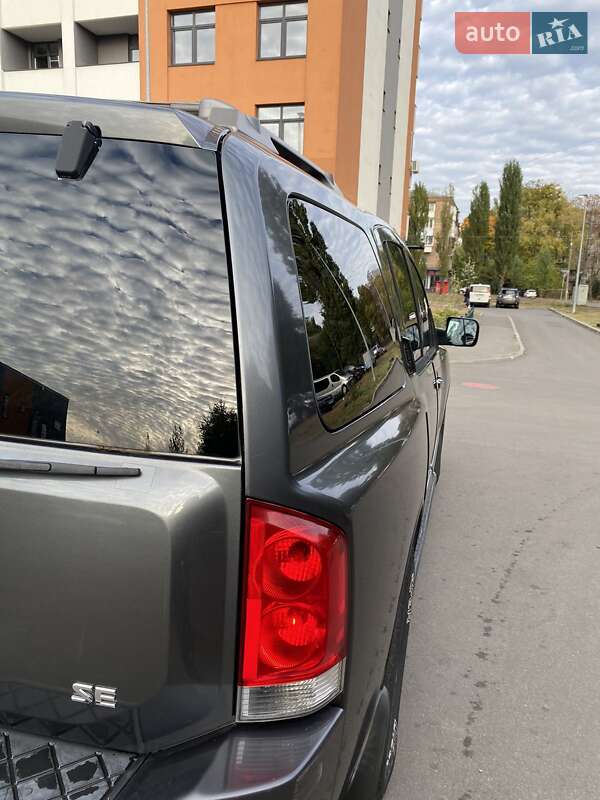 Внедорожник / Кроссовер Nissan Armada 2004 в Киеве