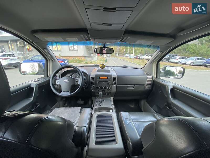 Внедорожник / Кроссовер Nissan Armada 2004 в Киеве