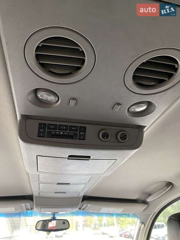 Внедорожник / Кроссовер Nissan Armada 2004 в Киеве