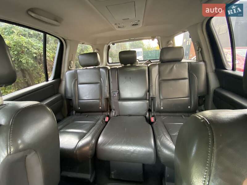 Внедорожник / Кроссовер Nissan Armada 2004 в Киеве
