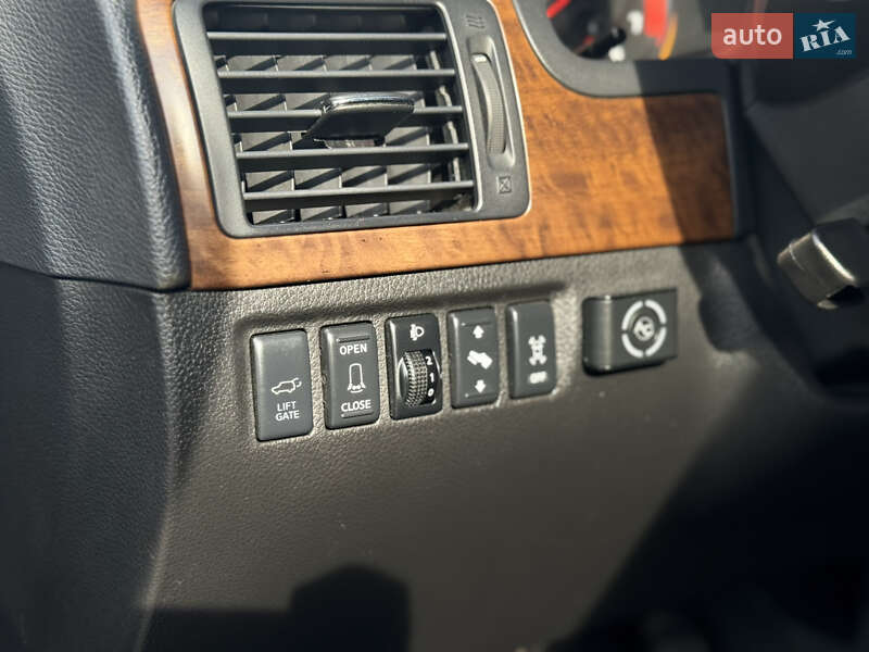 Внедорожник / Кроссовер Nissan Armada 2008 в Тернополе