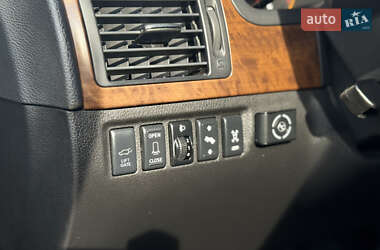 Позашляховик / Кросовер Nissan Armada 2008 в 