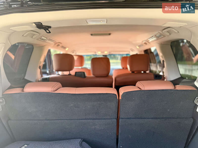 Позашляховик / Кросовер Nissan Armada 2018 в Львові