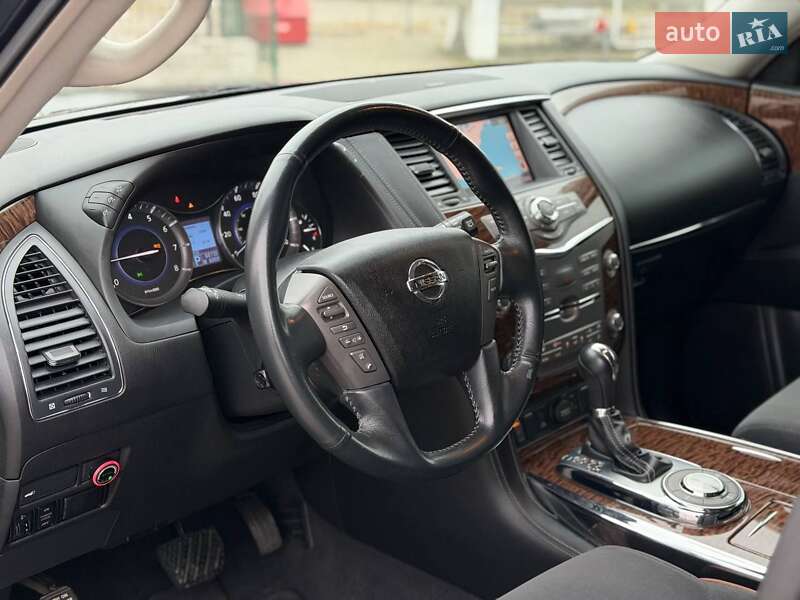 Внедорожник / Кроссовер Nissan Armada 2017 в Запорожье