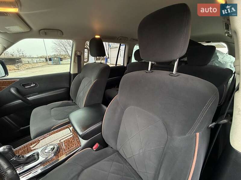 Внедорожник / Кроссовер Nissan Armada 2017 в Запорожье