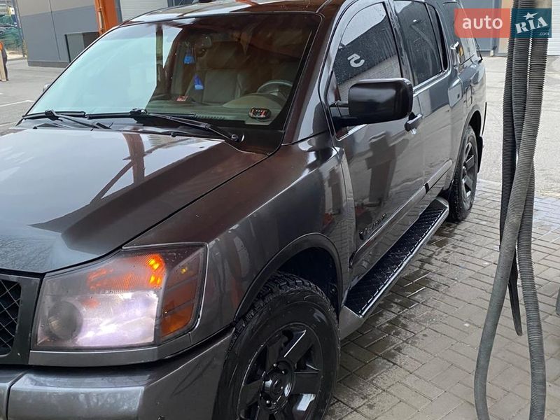 Nissan Armada 2005