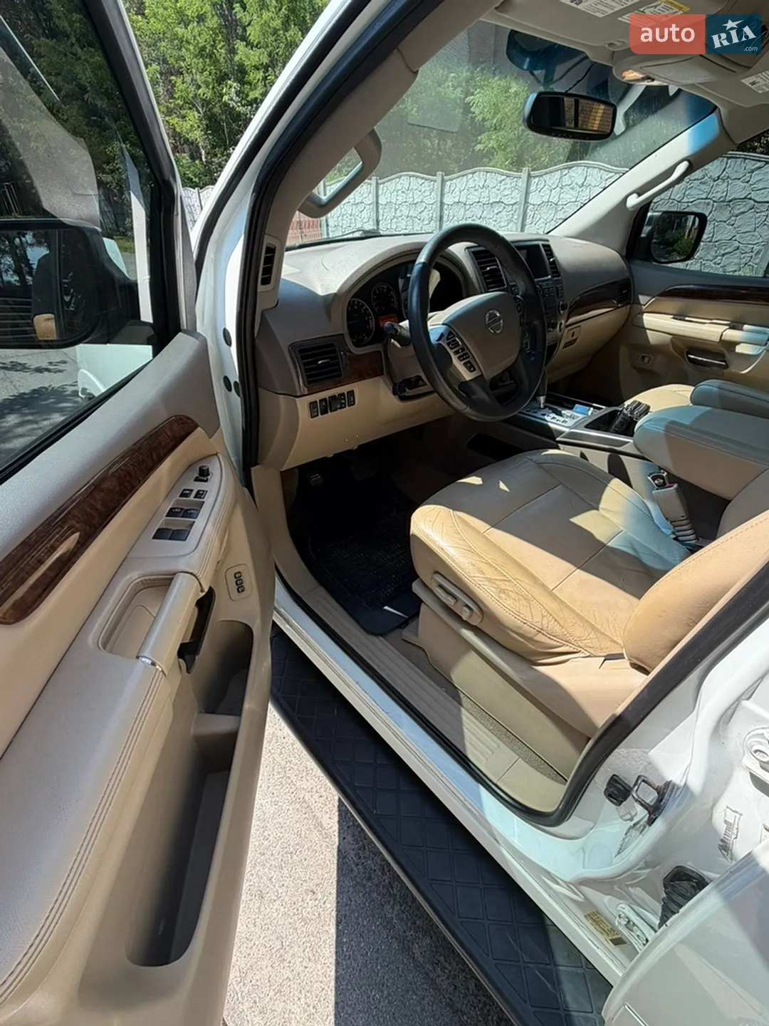 2013 Nissan Armada - мініатюра 11
