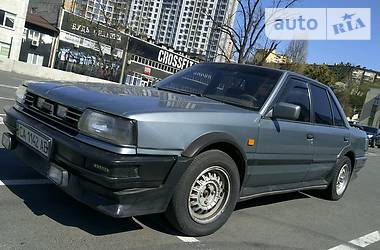 Седан Nissan Bluebird 1988 в 