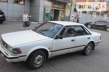 Седан Nissan Bluebird 1984 в Коломиї
