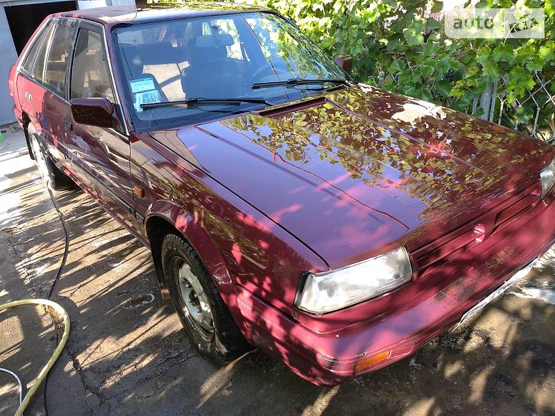 Хэтчбек Nissan Bluebird 1990 в Черноморске