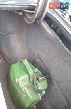 Седан Nissan Bluebird 1988 в Хмельницком