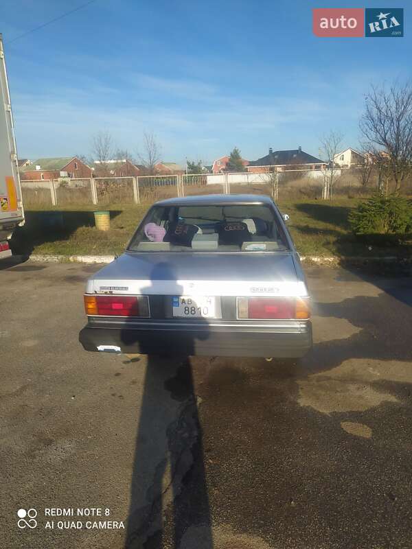 Седан Nissan Bluebird 1981 в Виннице