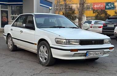 Седан Nissan Bluebird 1990 в Одесі