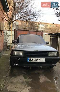 Седан Nissan Bluebird 1986 в Кропивницком