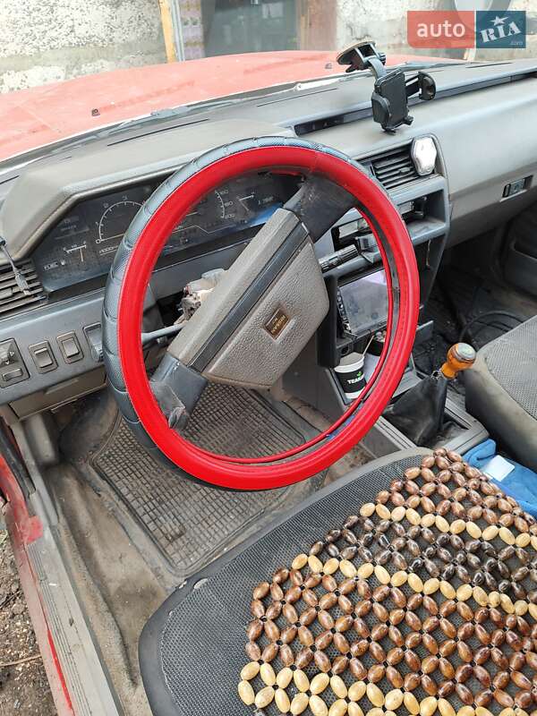 Nissan Bluebird 1985