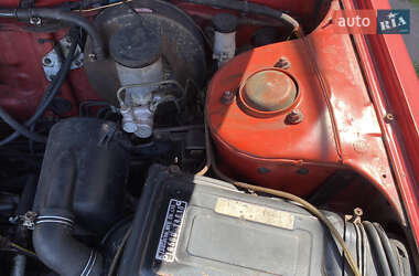 Седан Nissan Bluebird 1988 в 