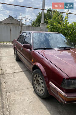 Седан Nissan Bluebird 1986 в Врадиевке