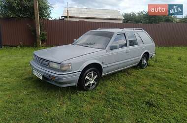 Универсал Nissan Bluebird 1986 в Ромнах