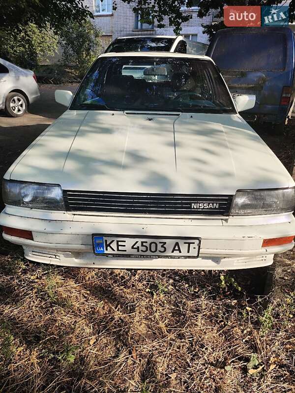 Nissan Bluebird 1988