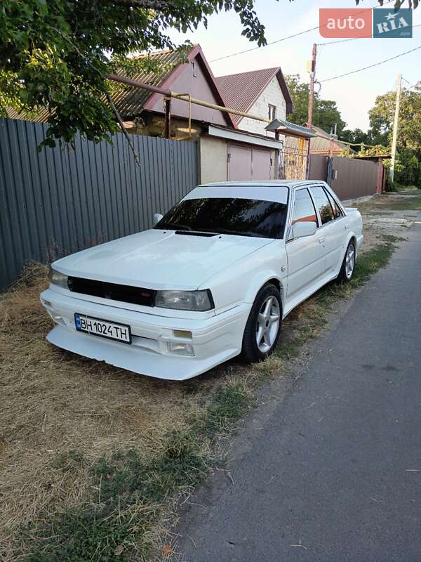 Nissan Bluebird 1989
