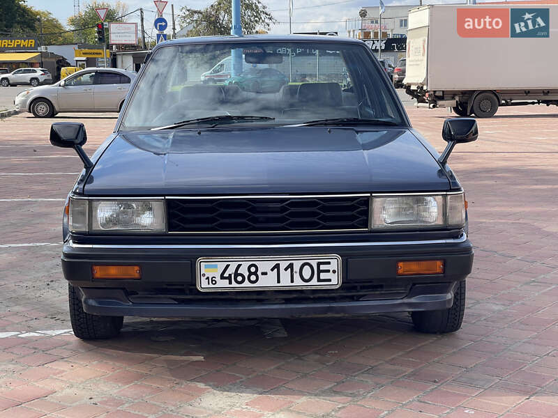 Седан Nissan Bluebird 1984 в Одессе