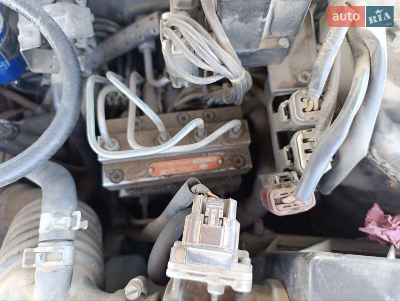 Седан Nissan Bluebird 1992 в Роздільній