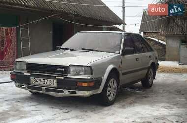 Универсал Nissan Bluebird 1988 в Жмеринке
