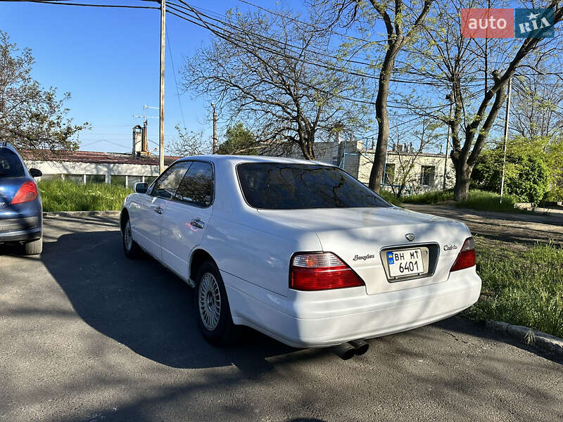 Седан Nissan Cedric 1995 в Одесі