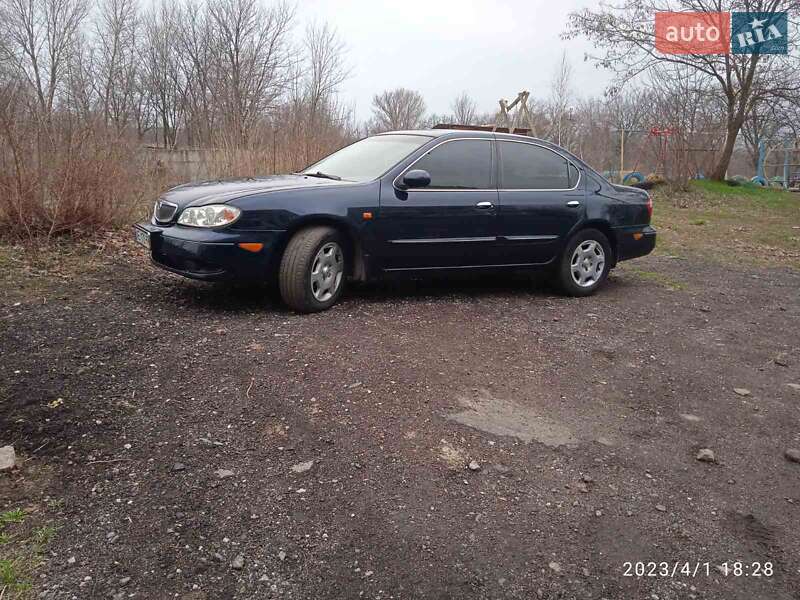 Седан Nissan Cefiro 2004 в Верхньодніпровську
