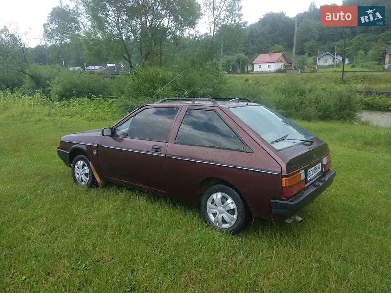 Хэтчбек Nissan Cherry 1983 в Старом Самборе