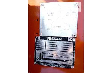 Вилочный погрузчик / Штабелер Nissan CPJ 2003 в Житомире