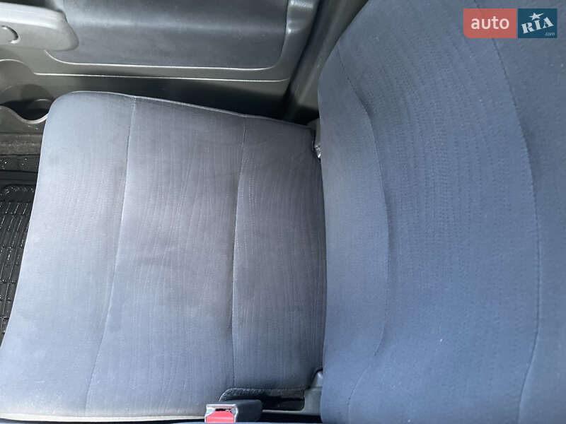 Минивэн Nissan Cube 2012 в Киеве