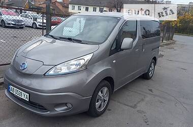 Минивэн Nissan e-NV200 2015 в Виннице