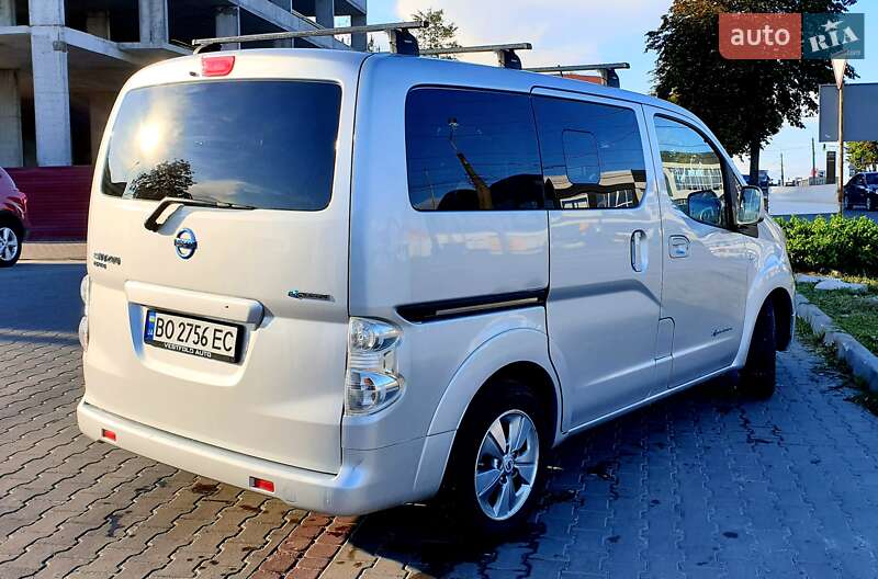Мінівен Nissan e-NV200 2015 в Тернополі