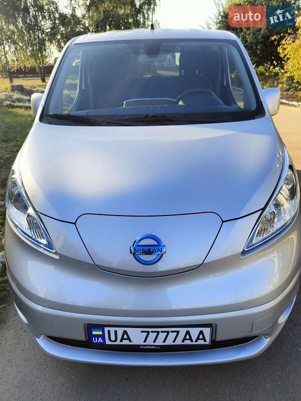 Минивэн Nissan e-NV200 2016 в Житомире