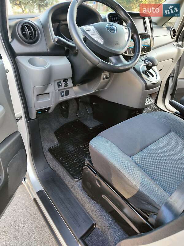 Минивэн Nissan e-NV200 2016 в Житомире