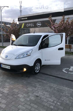 Грузовой фургон Nissan e-NV200 2016 в Виннице