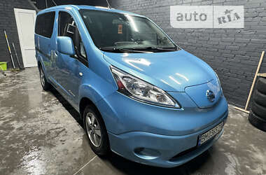 Мінівен Nissan e-NV200 2016 в Києві