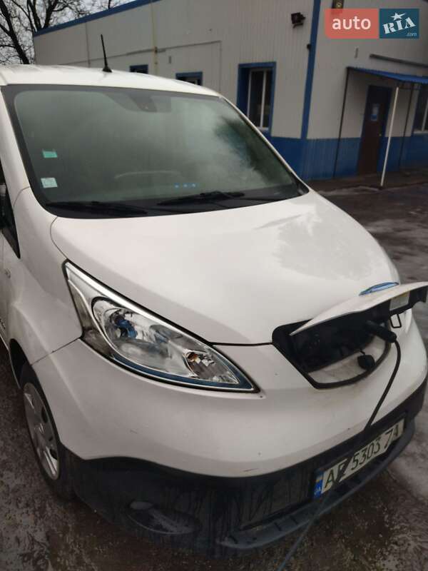 Nissan e-NV200 2017 Nissan e-NV200 2017