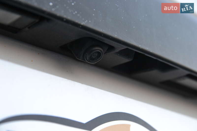 Грузовой фургон Nissan e-NV200 2020 в Луцке