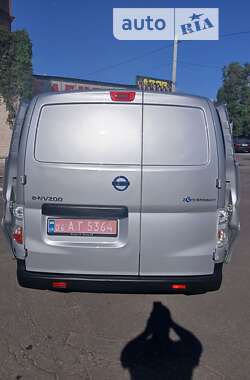 Грузовой фургон Nissan e-NV200 2020 в Кременчуге