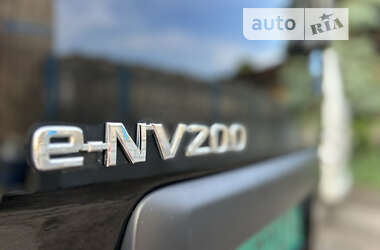 Грузовой фургон Nissan e-NV200 2019 в Житомире