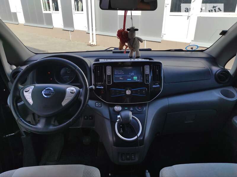 Мінівен Nissan e-NV200 2015 в Одесі