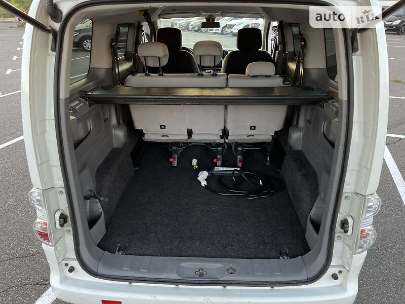 Минивэн Nissan e-NV200 2015 в Киеве
