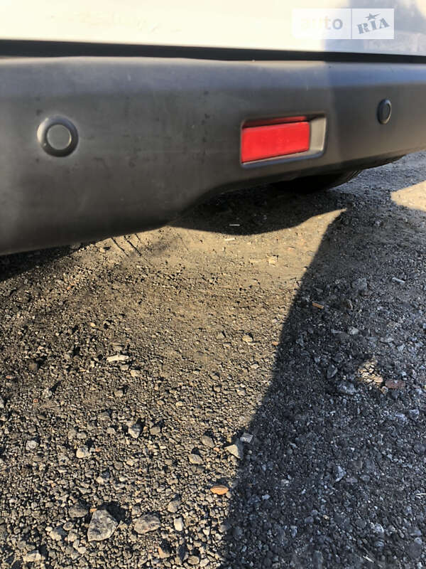 Вантажний фургон Nissan e-NV200 2016 в Вінниці