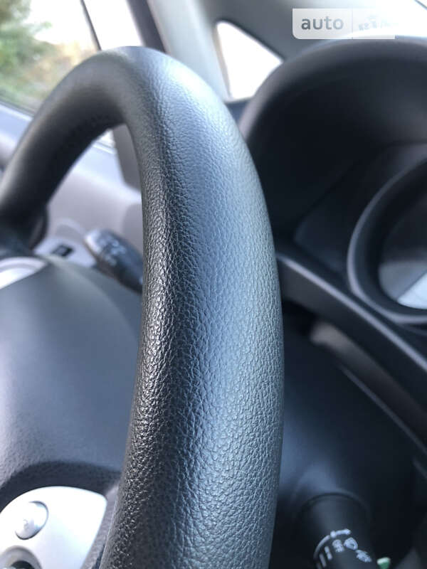 Вантажний фургон Nissan e-NV200 2016 в Вінниці