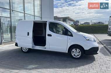 Вантажний фургон Nissan e-NV200 2018 в Львові